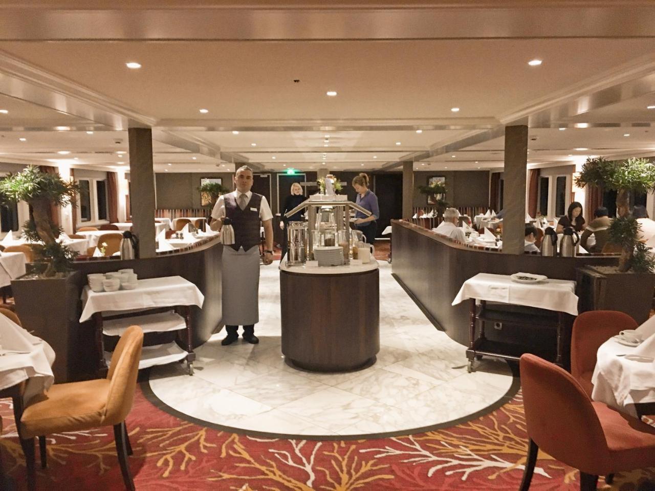 Select Ms Charles Dickens Neuss Hotel Ngoại thất bức ảnh