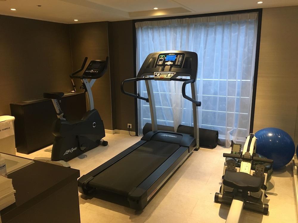 Select Ms Charles Dickens Neuss Hotel Ngoại thất bức ảnh