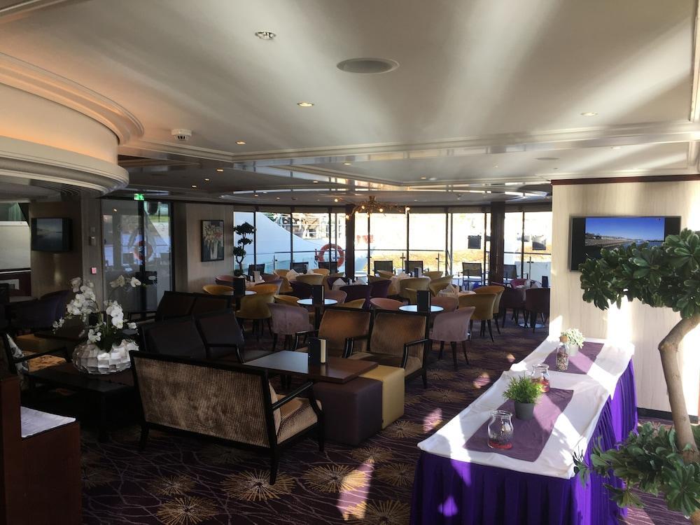 Select Ms Charles Dickens Neuss Hotel Ngoại thất bức ảnh